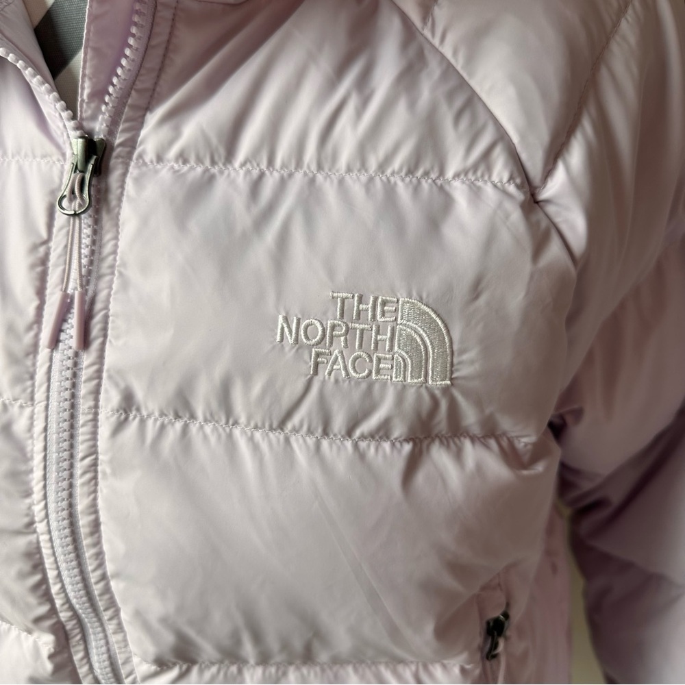 The North Face Hydrenalite Down Hoodie Small Lavender Semi Cropped Puffer EUC - Picture 4 of 10